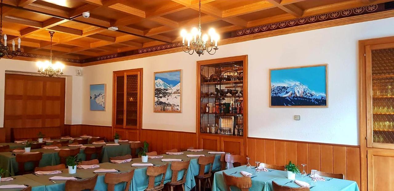 Hotel Des Alpes - Restaurant & Pizzeria Айроло Екстер'єр фото